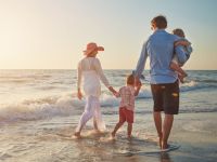 Havalimanı ve Şehir Ofisinden Araç Teslimi: Hangisini Seçmelisiniz?